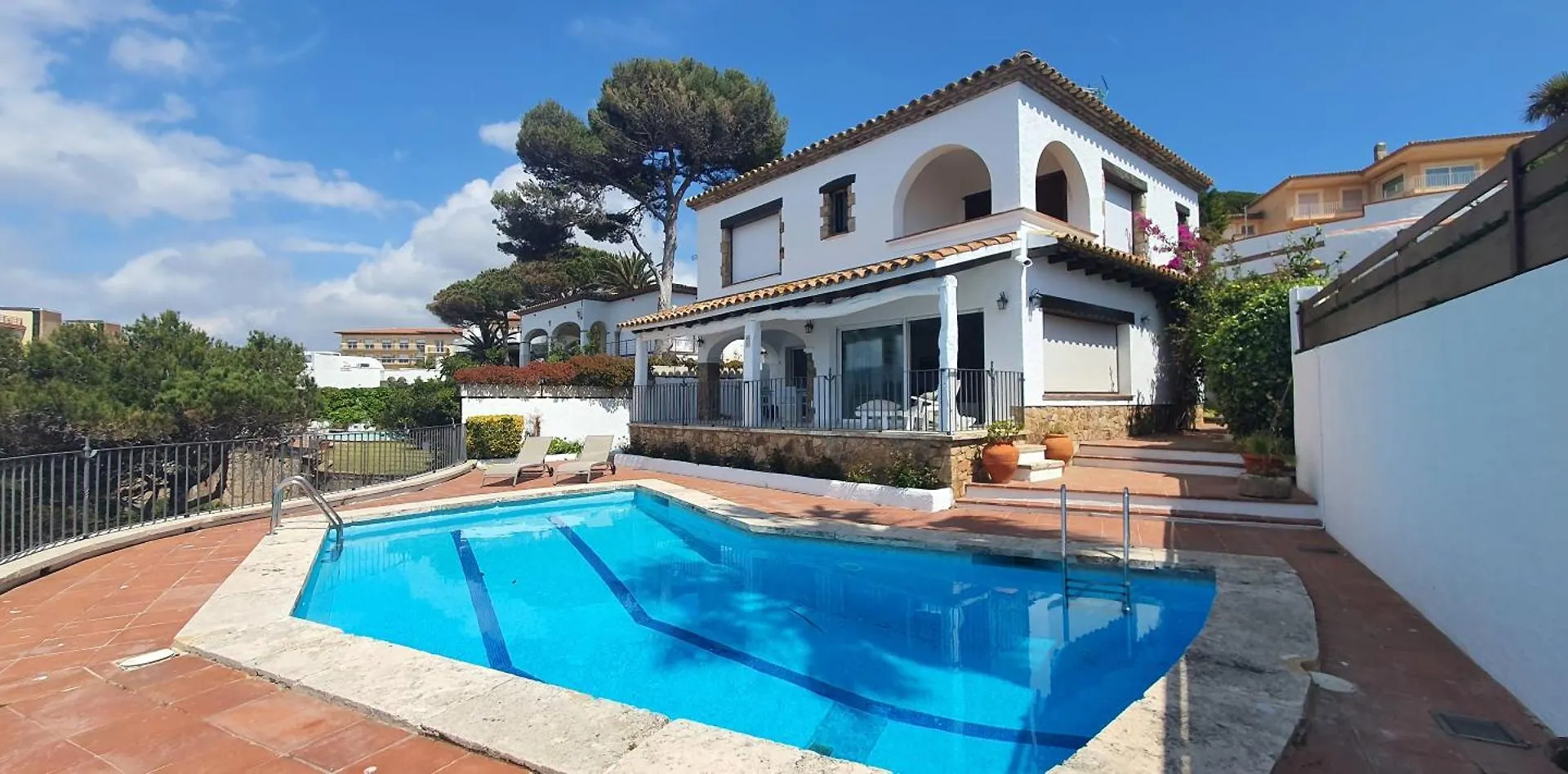 Costa Brava Suites Villa Cala Jonca 산펠리우데기솔스 0*,  스페인